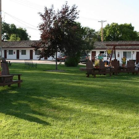 Covered Wagon Motel Lusk Wy エクステリア 写真