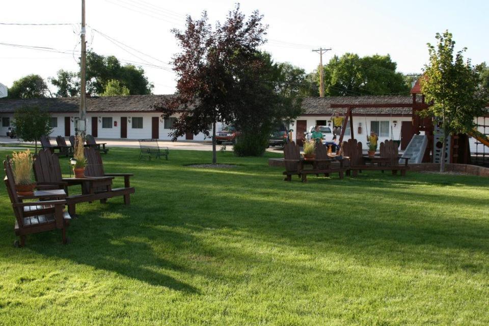 Covered Wagon Motel Lusk Wy エクステリア 写真